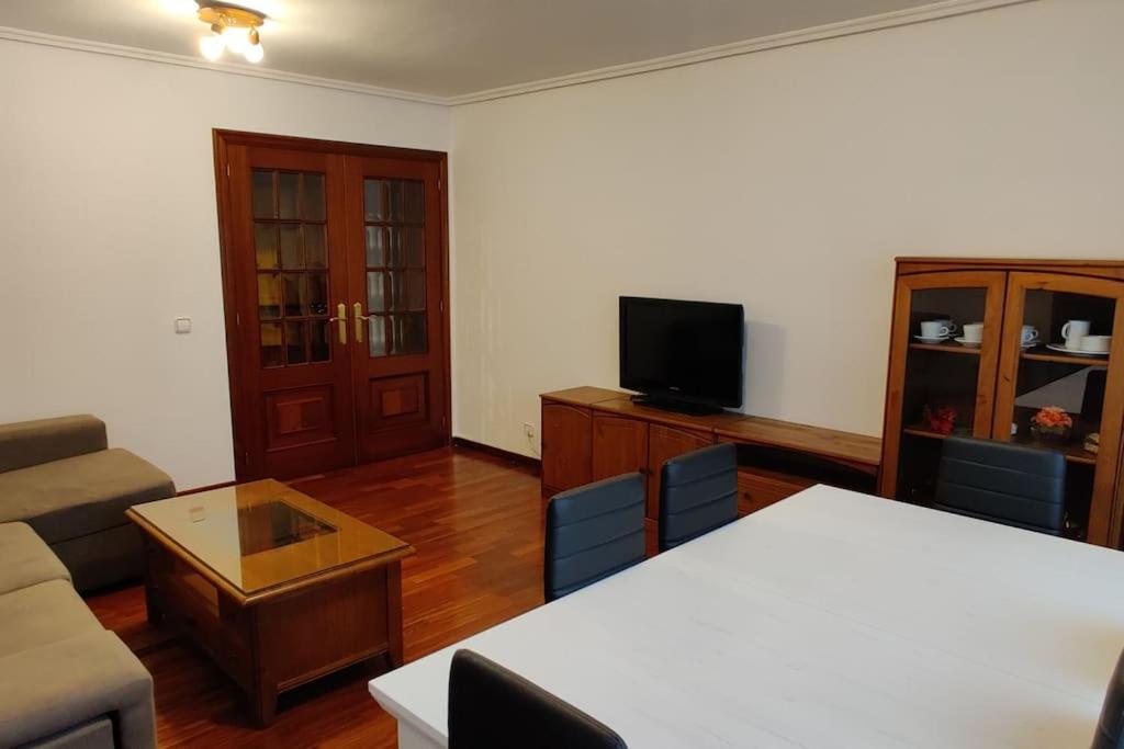 Acogedor Apartamento En Pontedeume Eksteriør billede
